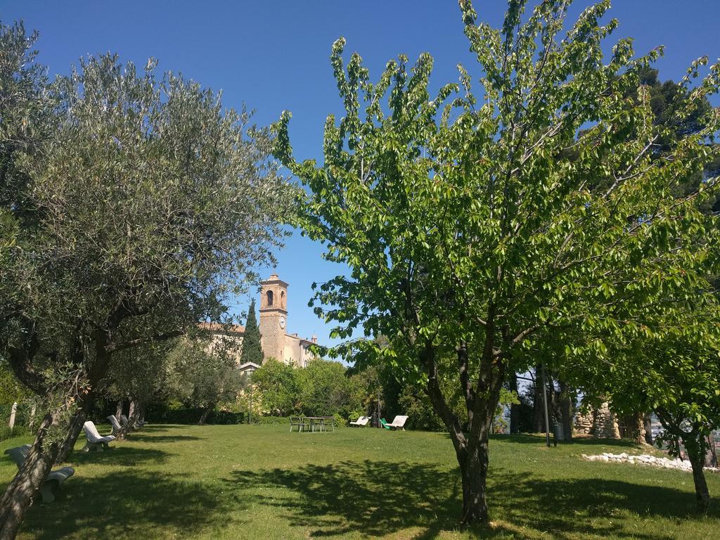 Apartmán Casa Ghibellina Castelbellino Exteriér fotografie